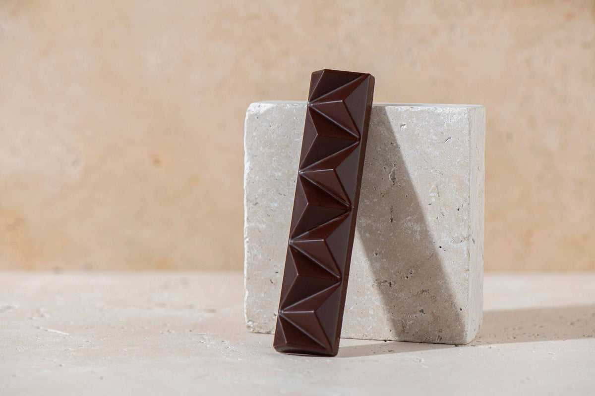 Manuko 70% Dark Chocolate Bar 30g, Stoneground Chocolate