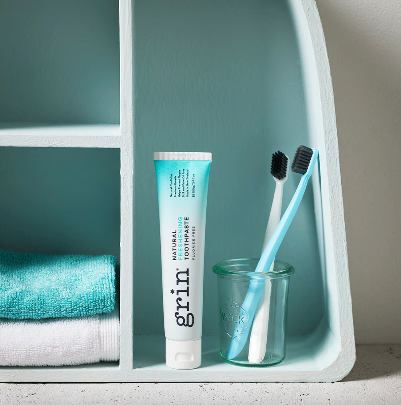 Grin Natural Freshening Toothpaste Cool Mint Flavour 100g, Fluoride Free & Freshens Breathe