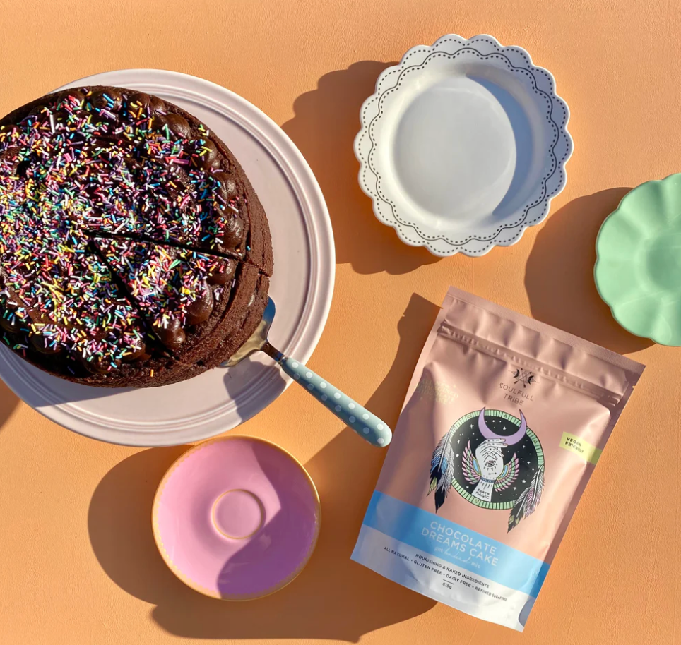 Soulfull Tribe Chocolate Dreams Cake Get Baked Mix 615g, Nourishing & Naked Ingredients