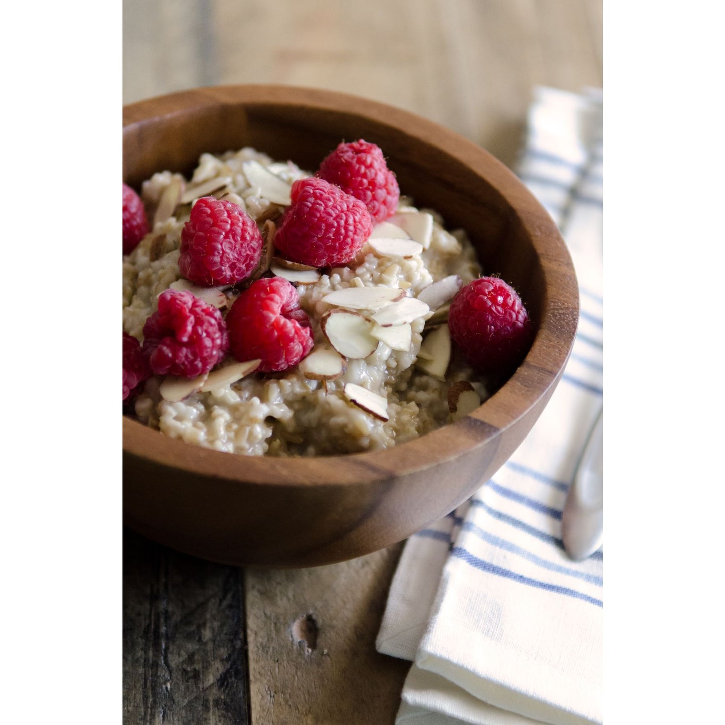 Bob's Red Mill Pure Whole Grain Steel Cut Oats 680g, Wheat Free