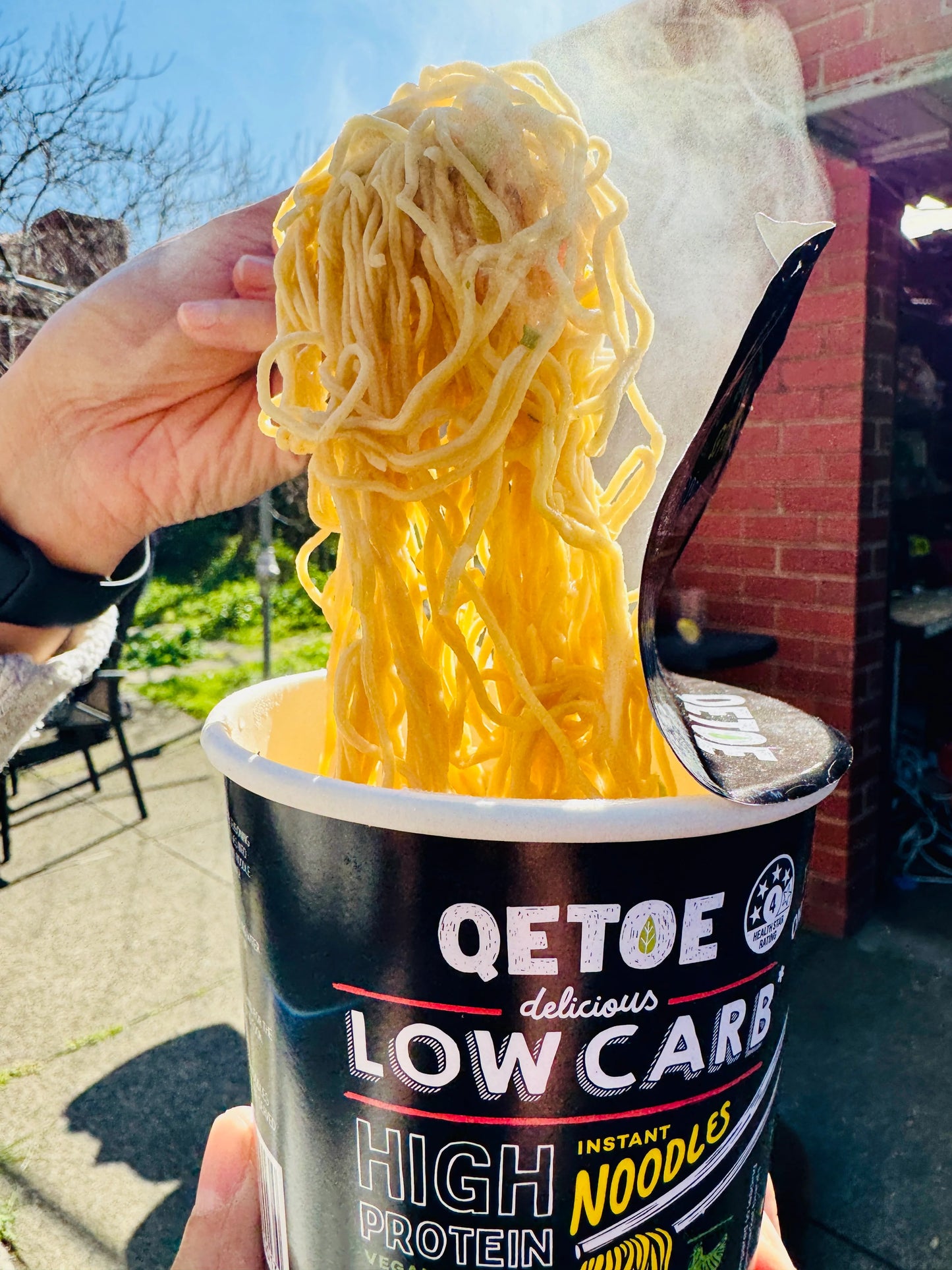 Qetoe Low Carb High Protein Beef Instant Cup Noodles 62g, Only 20.7g Carbs Per Serve