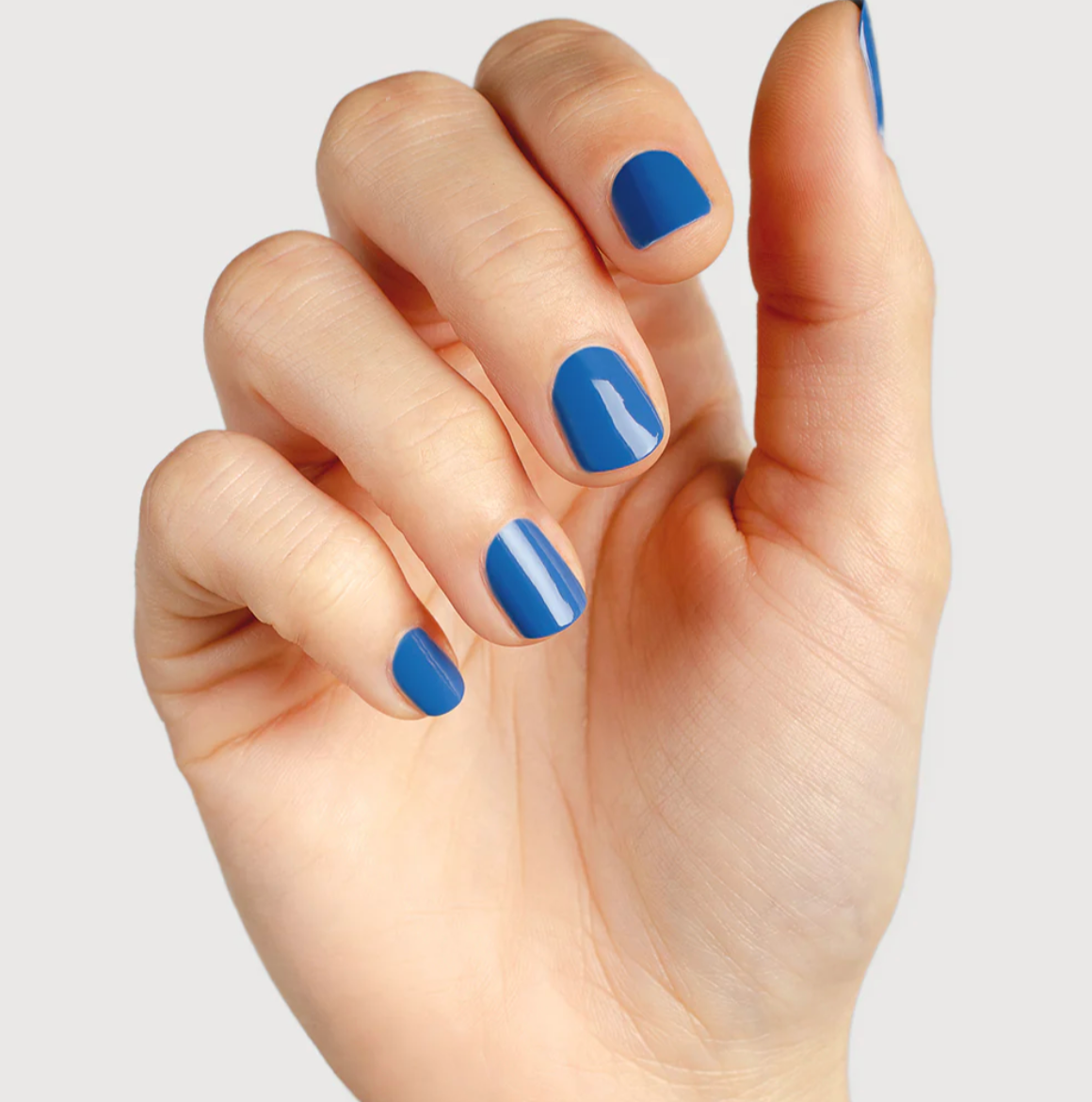 Sienna Byron Bay Nail Polish 10ml, Kombi {Electric Blue}