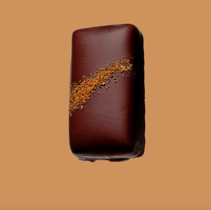 Loco Love Chocolate 2 x 35g Bars, Zingy Gingerbread Caramel With 24k Gold Dust