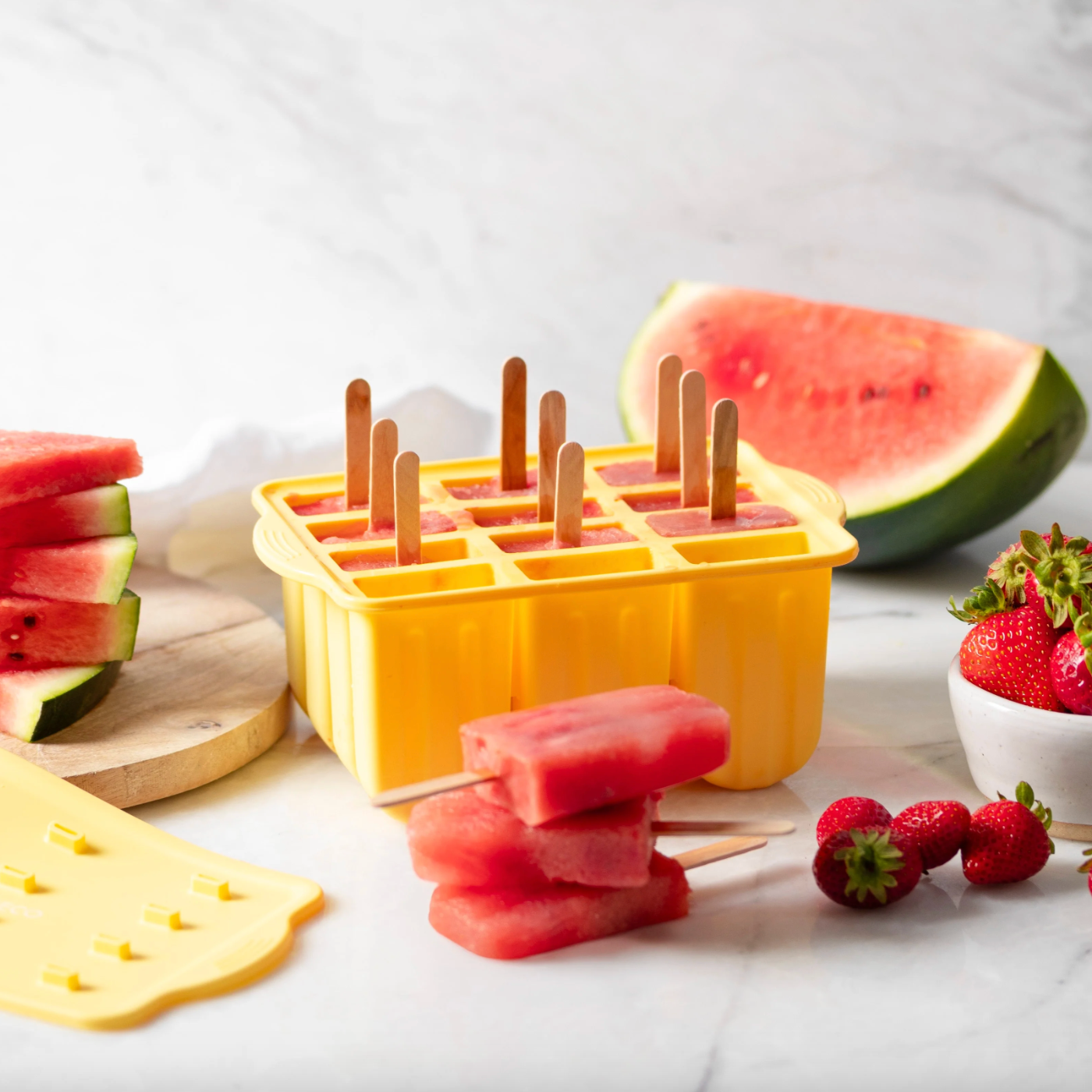 Ever Eco Silicone Popsicle Mould Tray Of 12, With Popsicle Sticks Included