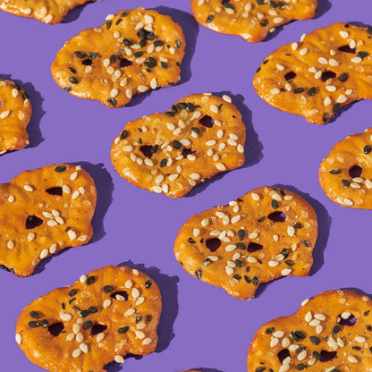Olly's Pretzel Thins 140g, Multi-Seed Sesame Flavour
